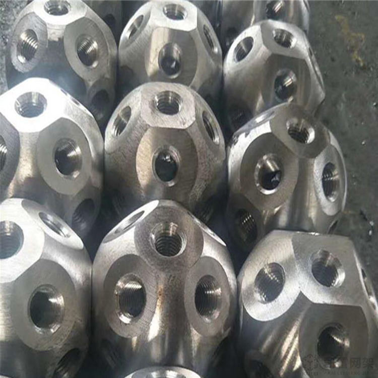 兴平螺栓球网架加工安装方法